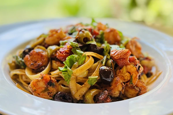 Fettuccine provençal com camarão do Restaurante Maracajú