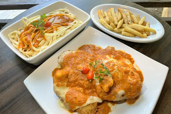 Parmegiana de carne do Restaurante Maracajú
